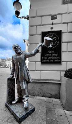 The Man in the Hat, Bratislava. The Man in the Hat" or "The Man with the Top Hat." Whimsical statue located in Bratislava