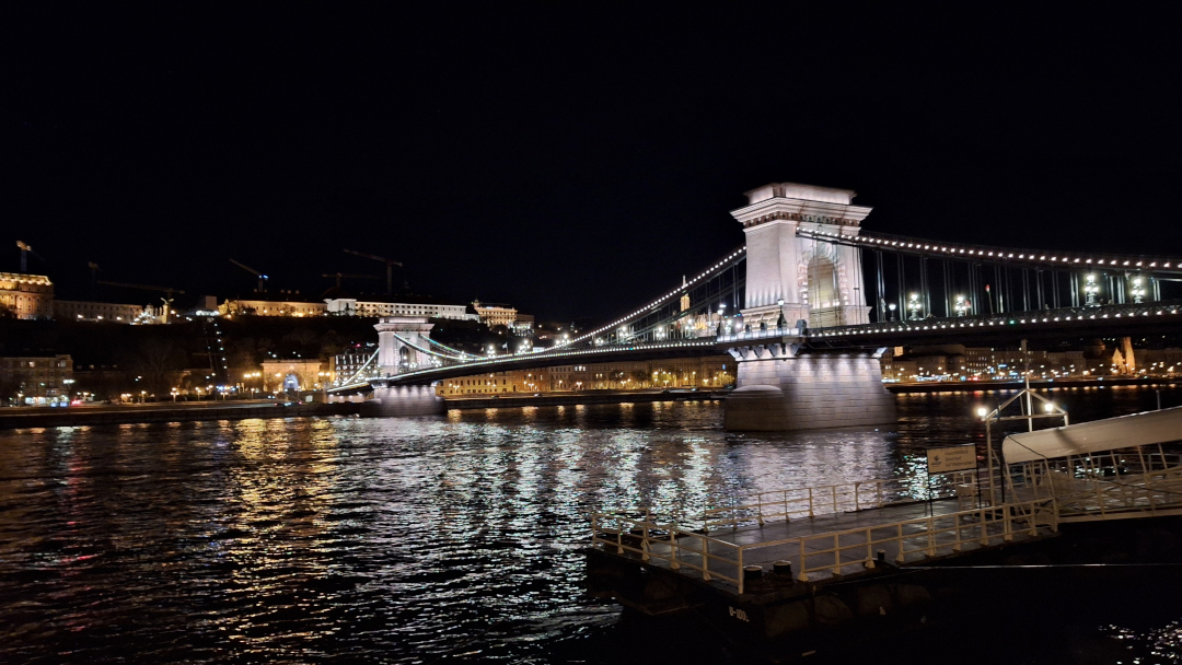 Széchenyi Chain Bridge at night with Fisherman's Bastion in the background