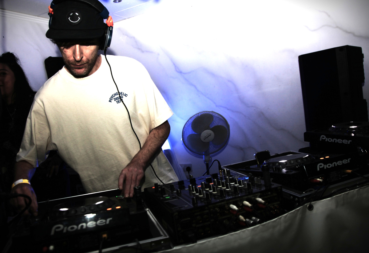 DJ Mixing Live at Marbles Club – Shotts DJ behind the booth mixing at Marbles Club in Shotts