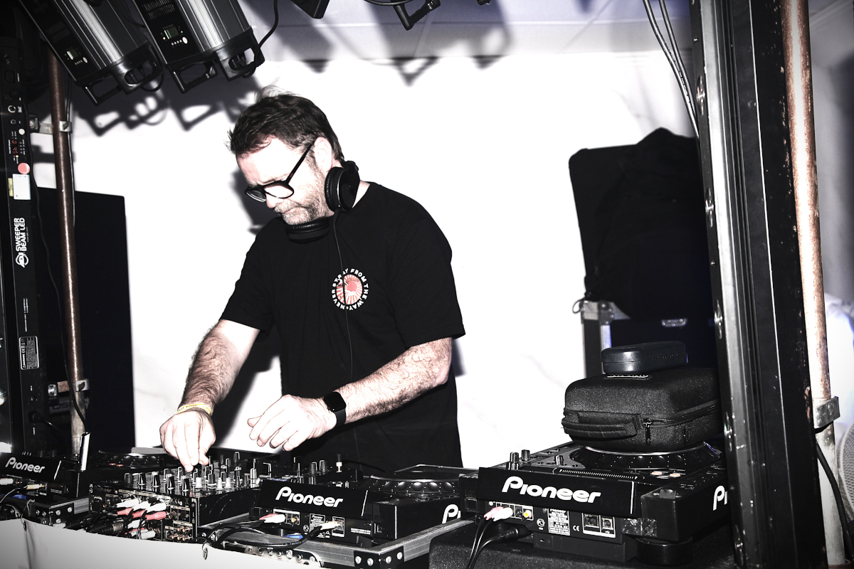 DJ John Mancini Live Mixing House Music at Halcyon Mambo – Solar Groove DJ John Mancini mixing house music at Halcyon Mambo - Solar Groove