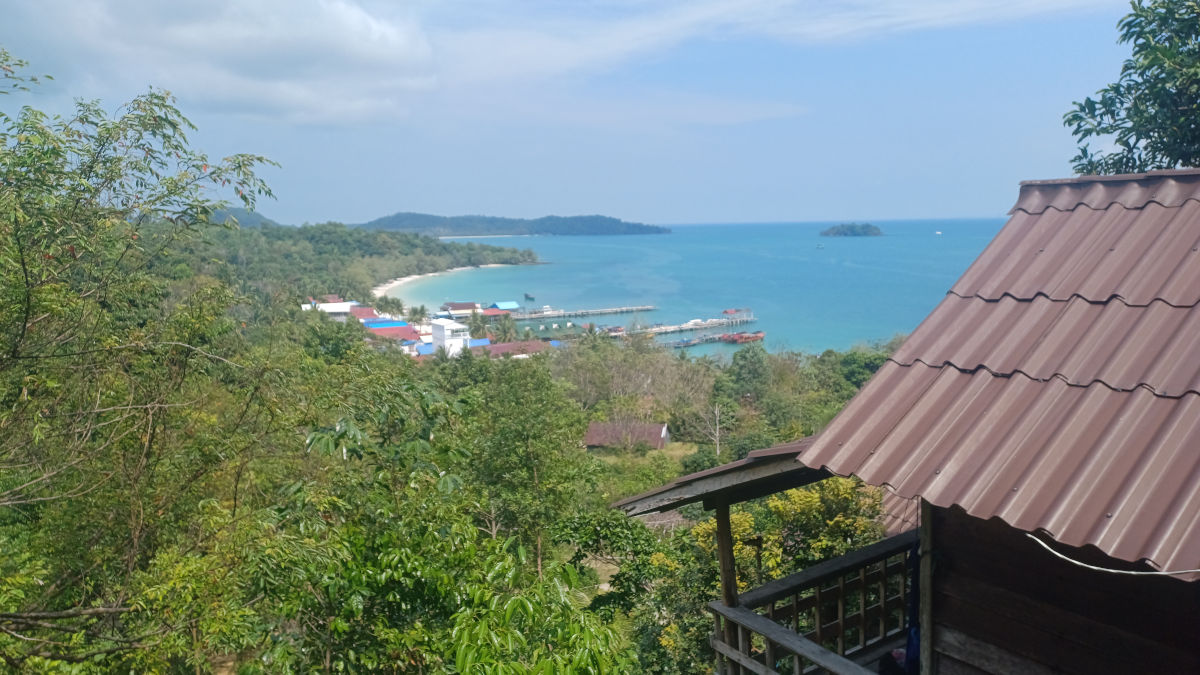 Panoramic View of 4K Beach from Sweet View Resort Panoramic view of 4K beach from Sweet View Resort in Koh Touch