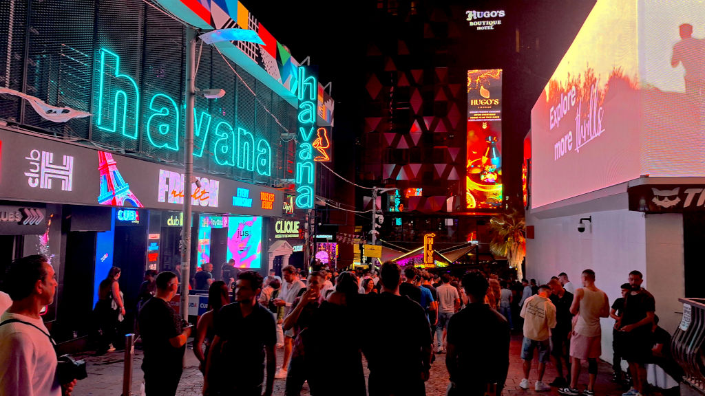 Nightlife in Paceville, St. Julian’s, with large crowds outside Havanna Club Nightlife in Paceville, St. Julian's, with large crowds outside Havanna Club