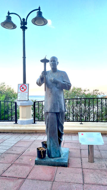 Peace Statue on the Promenade Peace statue on the promenade between St. Julian's and Sliema, with nearby benches for reflection
